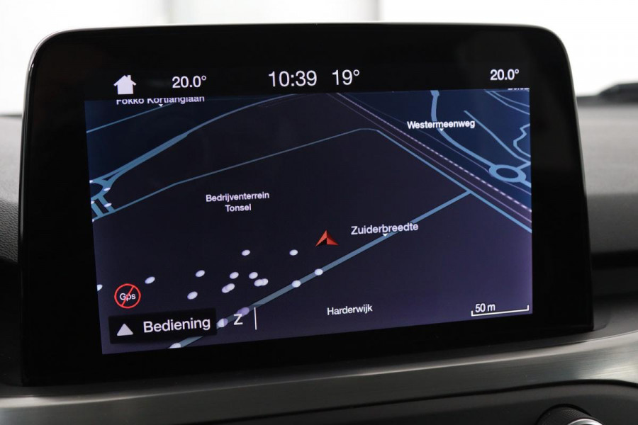 Ford Focus 1.5 EcoBoost Titanium | Stoel & stuurverwarming | Adaptive cruise | Full LED | Camera | Trekhaak | Carplay | Climate control