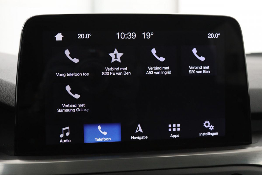 Ford Focus 1.5 EcoBoost Titanium | Stoel & stuurverwarming | Adaptive cruise | Full LED | Camera | Trekhaak | Carplay | Climate control