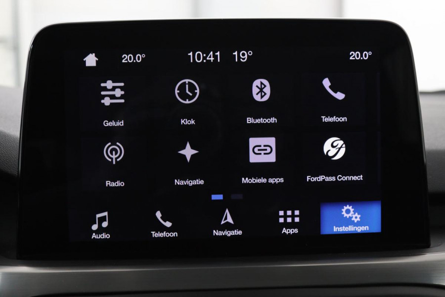 Ford Focus 1.5 EcoBoost Titanium | Stoel & stuurverwarming | Adaptive cruise | Full LED | Camera | Trekhaak | Carplay | Climate control