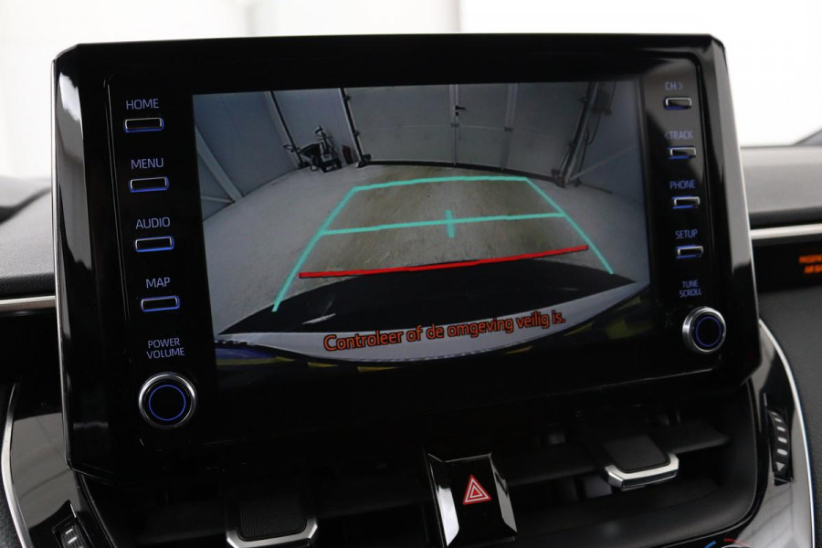 Toyota Corolla 1.8 Hybrid Business Plus | Stoelverwarming | Trekhaak | Adaptive cruise | Camera | Carplay | Full LED | Navigatie | Climate control | Stuurverwarning