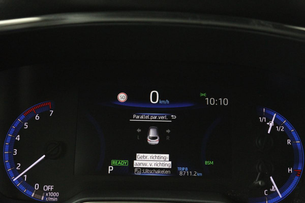 Toyota Corolla 1.8 Hybrid Business Plus | Stoelverwarming | Trekhaak | Adaptive cruise | Camera | Carplay | Full LED | Navigatie | Climate control | Stuurverwarning