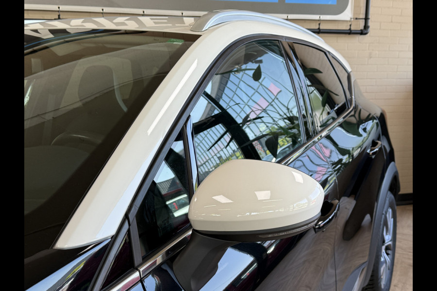 Renault Captur 1.3 TCe 140PK Intens | Groot Navi | ACC | Bose | Stoel, stuur en voorruitverwarming | Camera | Dealer onderhouden!