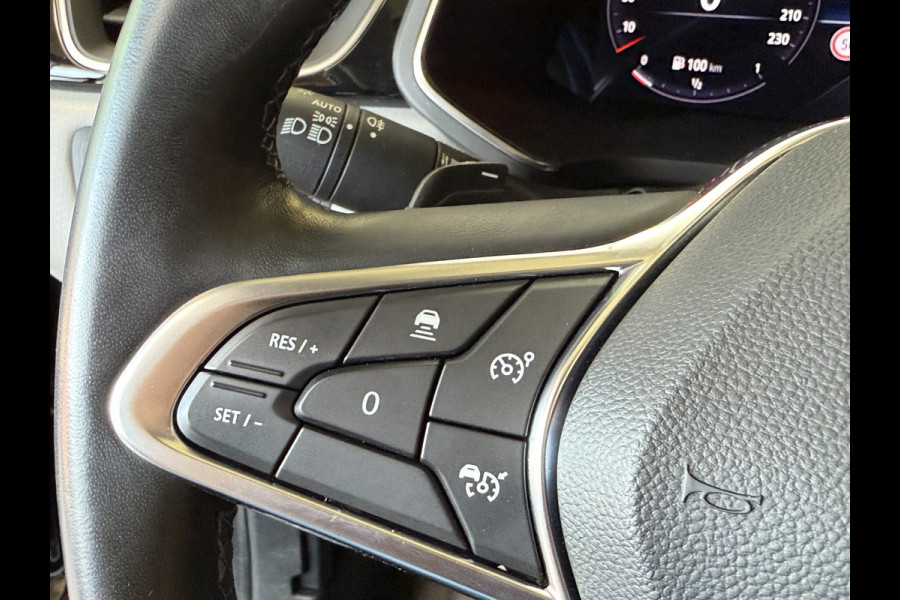 Renault Captur 1.3 TCe 140PK Intens | Groot Navi | ACC | Bose | Stoel, stuur en voorruitverwarming | Camera | Dealer onderhouden!