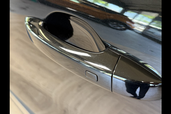 Renault Captur 1.3 TCe 140PK Intens | Groot Navi | ACC | Bose | Stoel, stuur en voorruitverwarming | Camera | Dealer onderhouden!