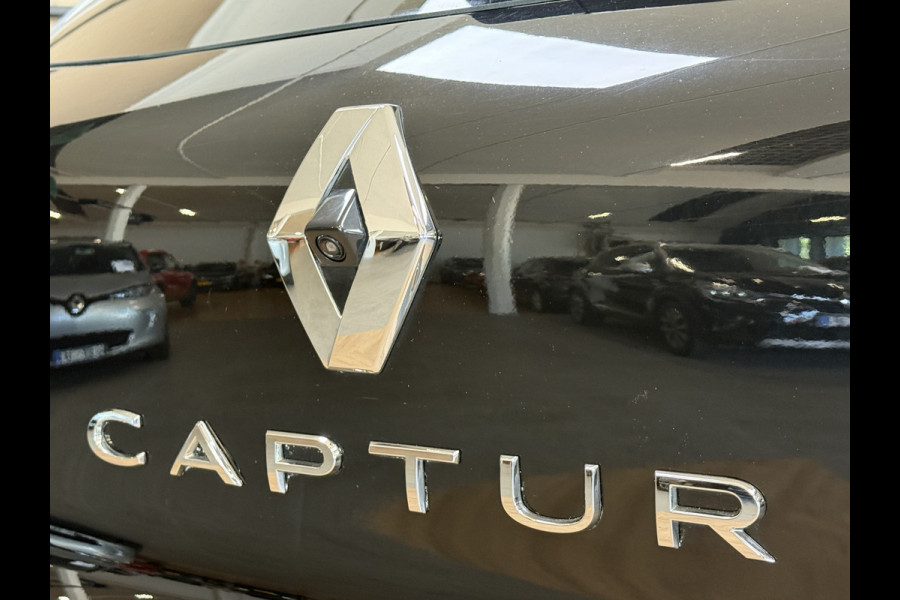 Renault Captur 1.3 TCe 140PK Intens | Groot Navi | ACC | Bose | Stoel, stuur en voorruitverwarming | Camera | Dealer onderhouden!
