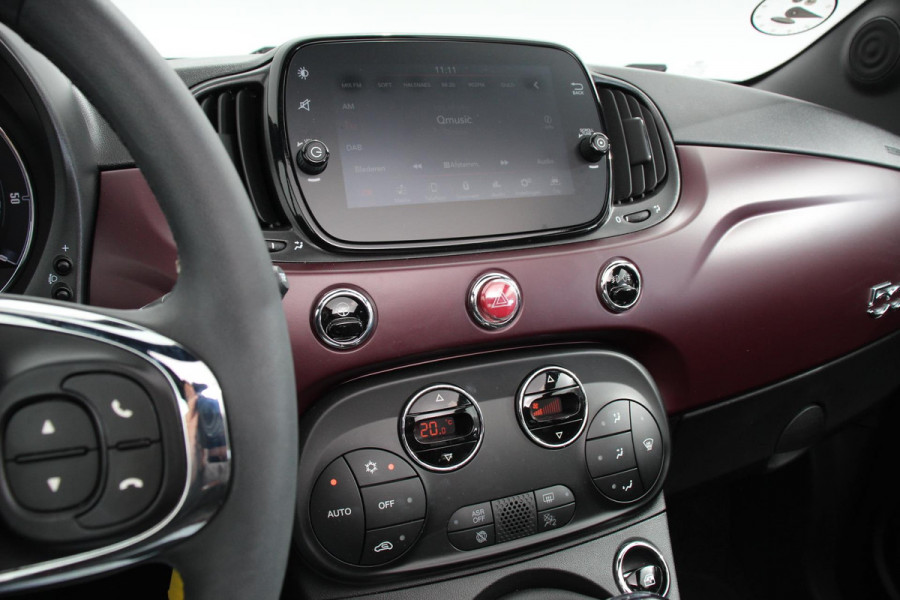 Fiat 500C 1.0 Hybrid Star Plus Leder Navigatie Digitale Cockpit Cruise Control Climate Control Lichtmetalen Velgen Parkeersensoren Achter
