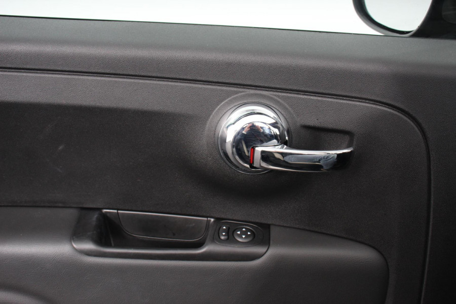 Fiat 500C 1.0 Hybrid Star Plus Leder Navigatie Digitale Cockpit Cruise Control Climate Control Lichtmetalen Velgen Parkeersensoren Achter