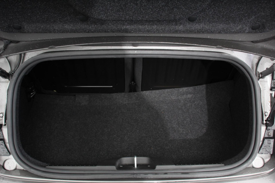 Fiat 500C 1.0 Hybrid Star Plus Leder Navigatie Digitale Cockpit Cruise Control Climate Control Lichtmetalen Velgen Parkeersensoren Achter