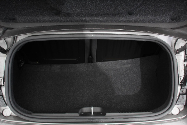 Fiat 500C 1.0 Hybrid Star Plus Leder Navigatie Digitale Cockpit Cruise Control Climate Control Lichtmetalen Velgen Parkeersensoren Achter