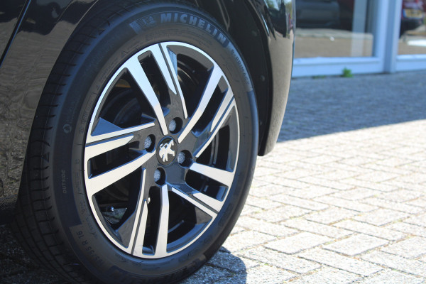 Peugeot 208 1.2 PureTech Active Pack | Trekhaak | Stoelverwarming