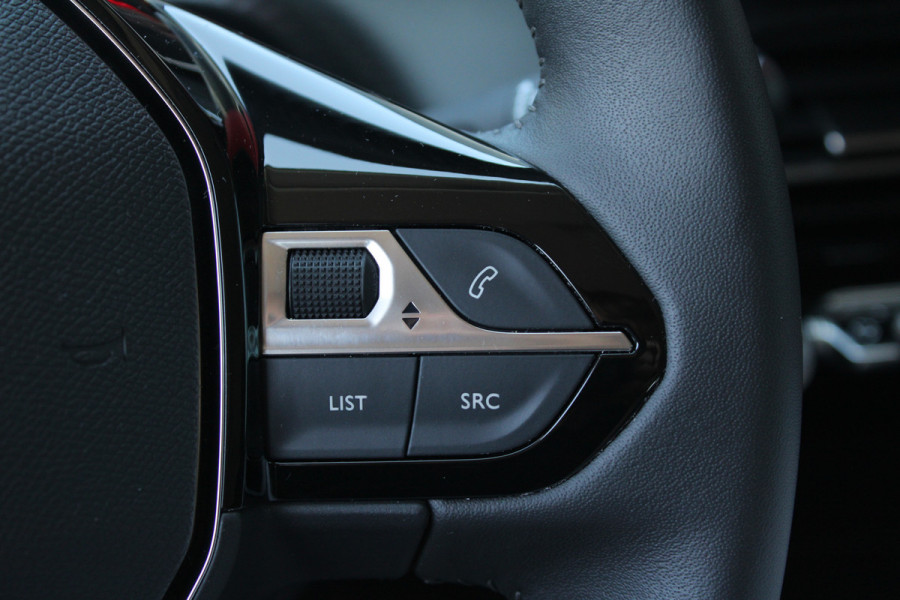 Peugeot 208 1.2 PureTech Active Pack | Trekhaak | Stoelverwarming