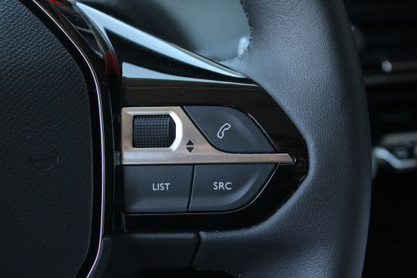 Peugeot 208 1.2 PureTech Active Pack | Trekhaak | Stoelverwarming