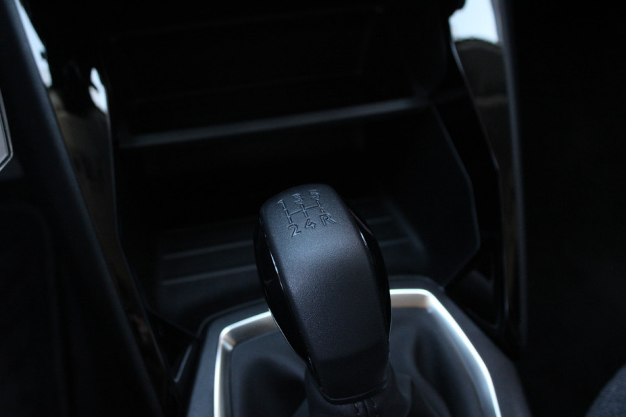 Peugeot 208 1.2 PureTech Active Pack | Trekhaak | Stoelverwarming
