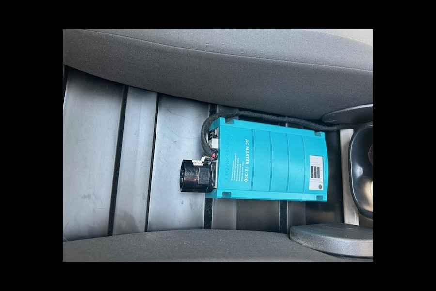 Volkswagen Caddy 1.4 TGI L2H1 EcoFuel Maxi Comfortline AIRCO I MULTIMEDIA I CRUISE CONTROL I 1e EIGENAAR I COMPLETE ONDERHOUDSHISTORIE 220 VOLT INSTALLATIE MET INVERTER