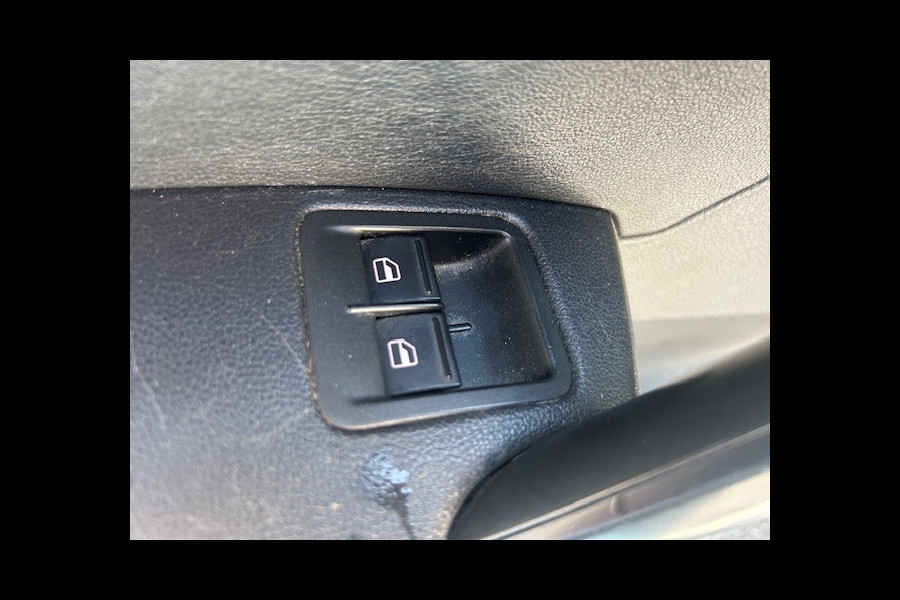 Volkswagen Caddy 1.4 TGI L2H1 EcoFuel Maxi Comfortline AIRCO I MULTIMEDIA I CRUISE CONTROL I 1e EIGENAAR I COMPLETE ONDERHOUDSHISTORIE 220 VOLT INSTALLATIE MET INVERTER