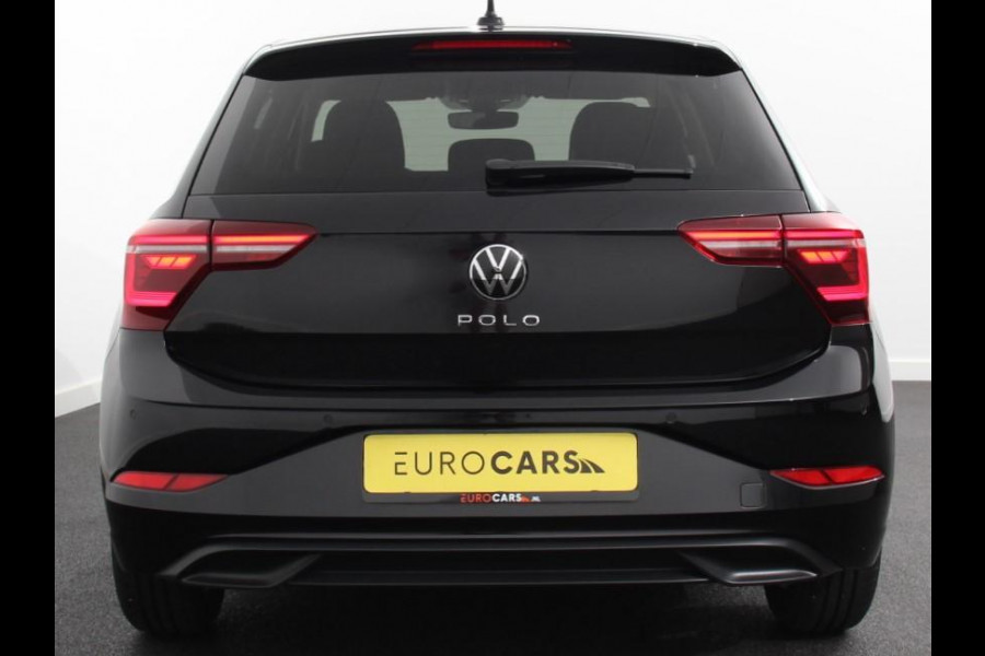 Volkswagen Polo 1.0 TSI 110pk DSG Style Navigatie Apple Carplay/ Android Auto Parkeersensoren Adaptive Cruise Control Blind Spot Assist Stoelverwarming Ledverlichting Climate Control