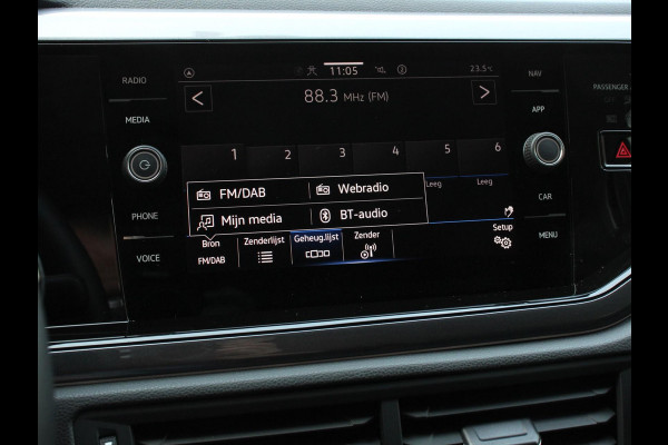 Volkswagen Polo 1.0 TSI 110pk DSG Style Navigatie Apple Carplay/ Android Auto Parkeersensoren Adaptive Cruise Control Blind Spot Assist Stoelverwarming Ledverlichting Climate Control