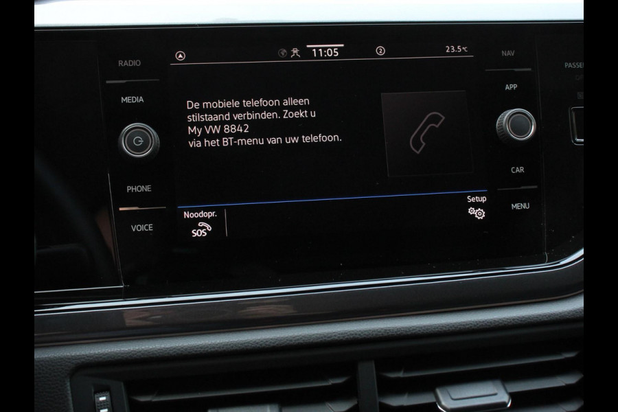 Volkswagen Polo 1.0 TSI 110pk DSG Style Navigatie Apple Carplay/ Android Auto Parkeersensoren Adaptive Cruise Control Blind Spot Assist Stoelverwarming Ledverlichting Climate Control
