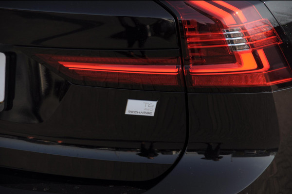 Volvo V90 T6 350PK Automaat Ultra Bright / Stoelmassage / Stoelventilatie en verwarming / Luchtvering / 360 Camera / Nappaleder / Head-up display / Apple Carplay / BLIS /