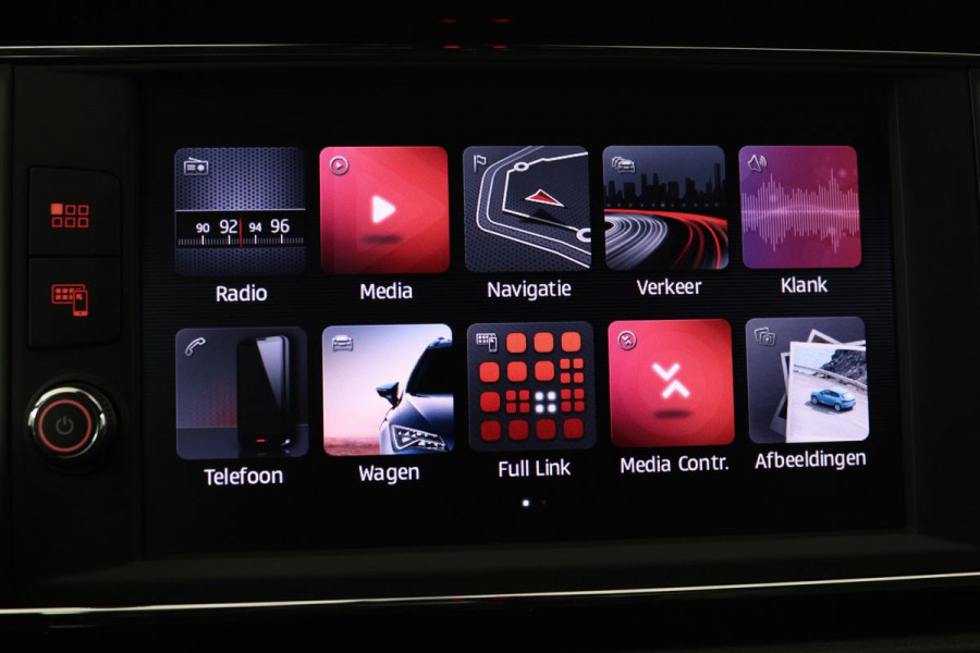 Seat Leon 1.5 TSI FR Ultimate Edition Black | Panoramadak | Stoelverwarming | BEATS Pack | Carplay | Adaptive cruise | Navigatie | Keyless | Full LED