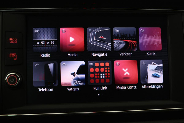 Seat Leon 1.5 TSI FR Ultimate Edition Black | Panoramadak | Stoelverwarming | BEATS Pack | Carplay | Adaptive cruise | Navigatie | Keyless | Full LED