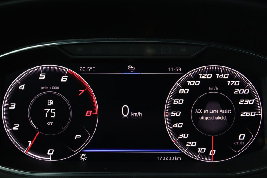 Seat Leon 1.5 TSI FR Ultimate Edition Black | Panoramadak | Stoelverwarming | BEATS Pack | Carplay | Adaptive cruise | Navigatie | Keyless | Full LED