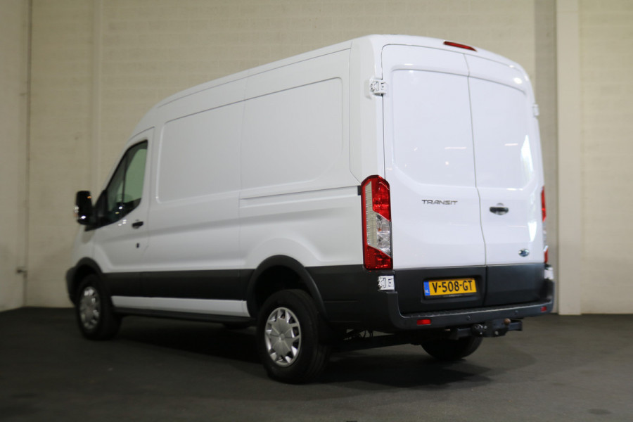 Ford Transit 2.0 TDCI 130pk L2 H2 Trend Airco Navigatie 2.8T Trekhaak