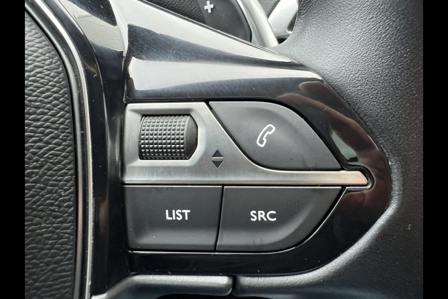 Peugeot 3008 1.2 PureTech Allure Led verl Panoramadak Apple Carplay Navigatie Achteruitrijcamera Cruise control Automaat
