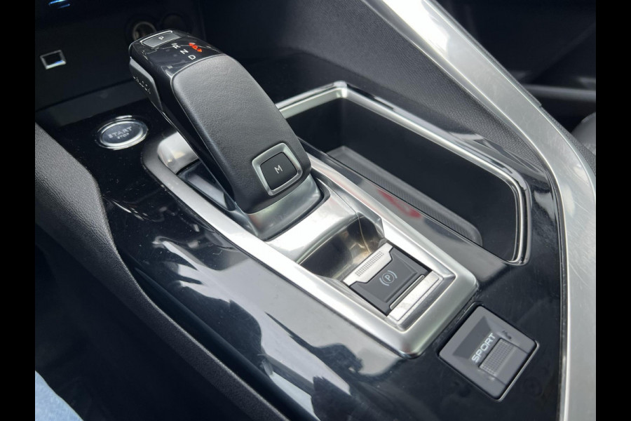 Peugeot 3008 1.2 PureTech Allure Led verl Panoramadak Apple Carplay Navigatie Achteruitrijcamera Cruise control Automaat