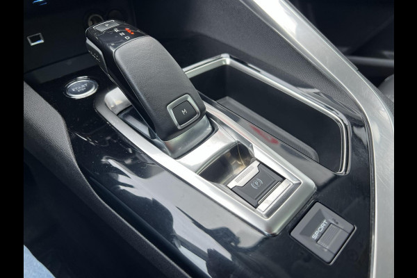 Peugeot 3008 1.2 PureTech Allure Led verl Panoramadak Apple Carplay Navigatie Achteruitrijcamera Cruise control Automaat