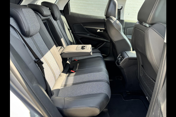 Peugeot 3008 1.2 PureTech Allure Led verl Panoramadak Apple Carplay Navigatie Achteruitrijcamera Cruise control Automaat