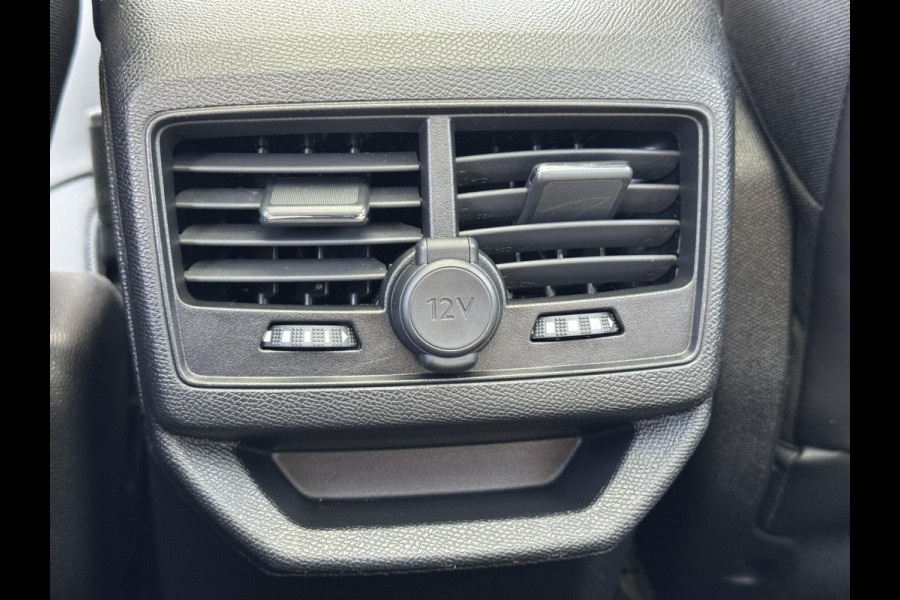 Peugeot 3008 1.2 PureTech Allure Led verl Panoramadak Apple Carplay Navigatie Achteruitrijcamera Cruise control Automaat
