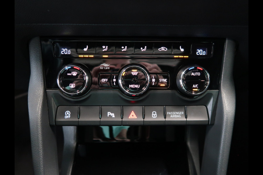 Škoda Karoq 1.5 TSI 150PK DSG Sportline Business SCHUIFDAK/ADAPT.CRUISE/TREHK.WEGKLAPBAAR/WINTERPACK
