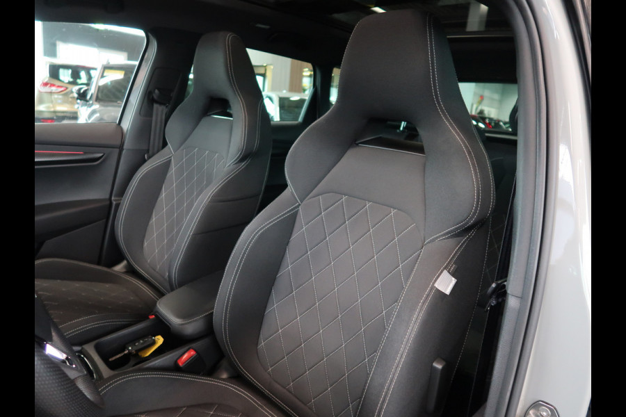 Škoda Karoq 1.5 TSI 150PK DSG Sportline Business SCHUIFDAK/ADAPT.CRUISE/TREHK.WEGKLAPBAAR/WINTERPACK