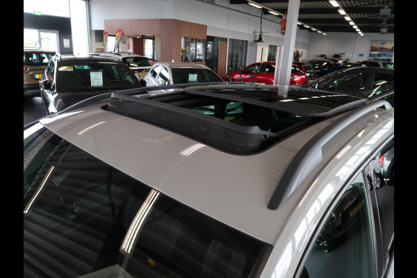 Škoda Karoq 1.5 TSI 150PK DSG Sportline Business SCHUIFDAK/ADAPT.CRUISE/TREHK.WEGKLAPBAAR/WINTERPACK