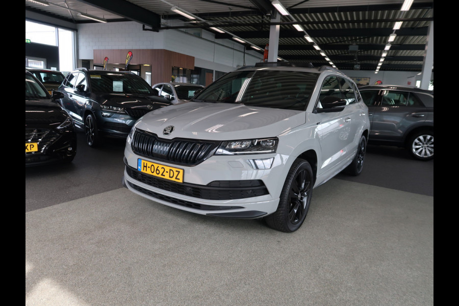 Škoda Karoq 1.5 TSI 150PK DSG Sportline Business SCHUIFDAK/ADAPT.CRUISE/TREHK.WEGKLAPBAAR/WINTERPACK