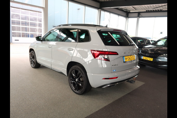 Škoda Karoq 1.5 TSI 150PK DSG Sportline Business SCHUIFDAK/ADAPT.CRUISE/TREHK.WEGKLAPBAAR/WINTERPACK