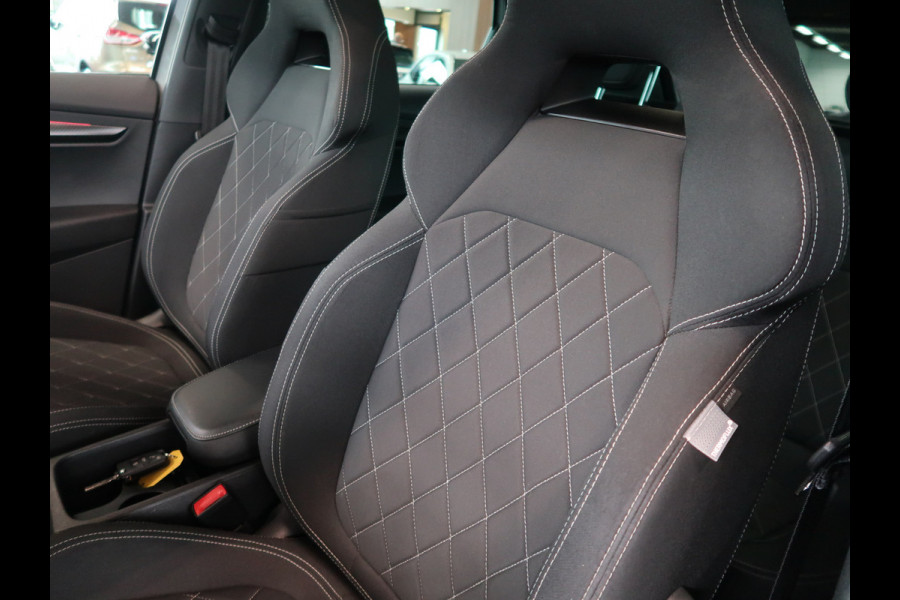 Škoda Karoq 1.5 TSI 150PK DSG Sportline Business SCHUIFDAK/ADAPT.CRUISE/TREHK.WEGKLAPBAAR/WINTERPACK