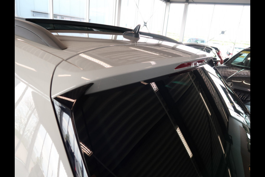Škoda Karoq 1.5 TSI 150PK DSG Sportline Business SCHUIFDAK/ADAPT.CRUISE/TREHK.WEGKLAPBAAR/WINTERPACK