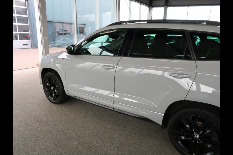 Škoda Karoq 1.5 TSI 150PK DSG Sportline Business SCHUIFDAK/ADAPT.CRUISE/TREHK.WEGKLAPBAAR/WINTERPACK