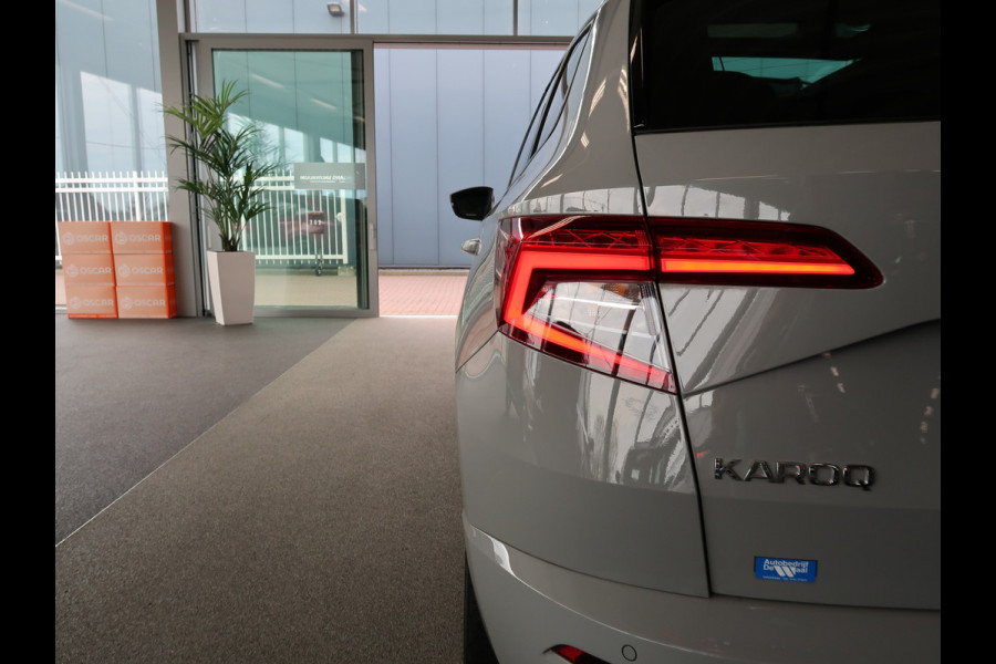 Škoda Karoq 1.5 TSI 150PK DSG Sportline Business SCHUIFDAK/ADAPT.CRUISE/TREHK.WEGKLAPBAAR/WINTERPACK
