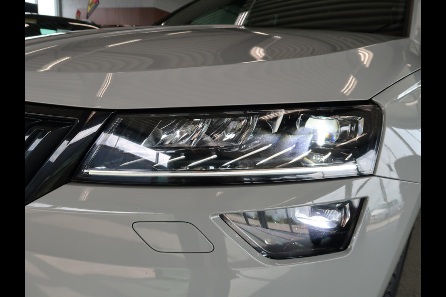 Škoda Karoq 1.5 TSI 150PK DSG Sportline Business SCHUIFDAK/ADAPT.CRUISE/TREHK.WEGKLAPBAAR/WINTERPACK