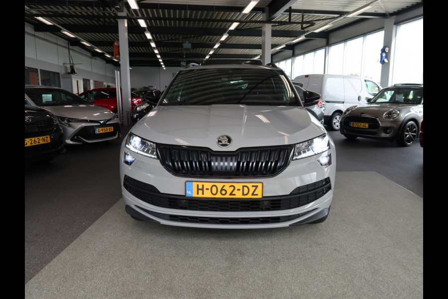 Škoda Karoq 1.5 TSI 150PK DSG Sportline Business SCHUIFDAK/ADAPT.CRUISE/TREHK.WEGKLAPBAAR/WINTERPACK