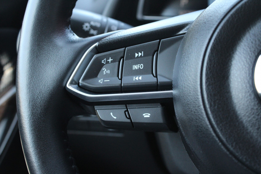 Mazda 2 1.5 Skyactiv-G Automaat | Stoel/stuurverwarming | Camera | All-season | Head-up Display