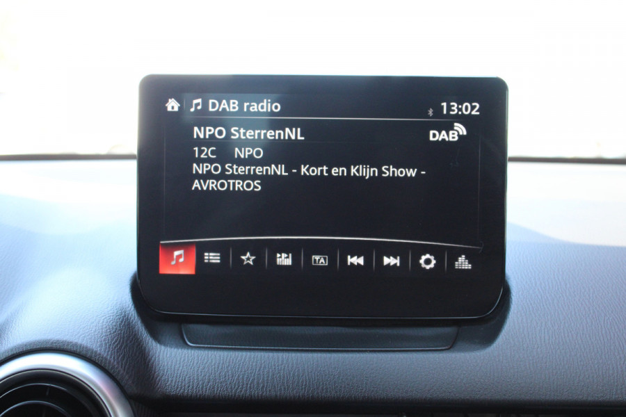 Mazda 2 1.5 Skyactiv-G Automaat | Stoel/stuurverwarming | Camera | All-season | Head-up Display