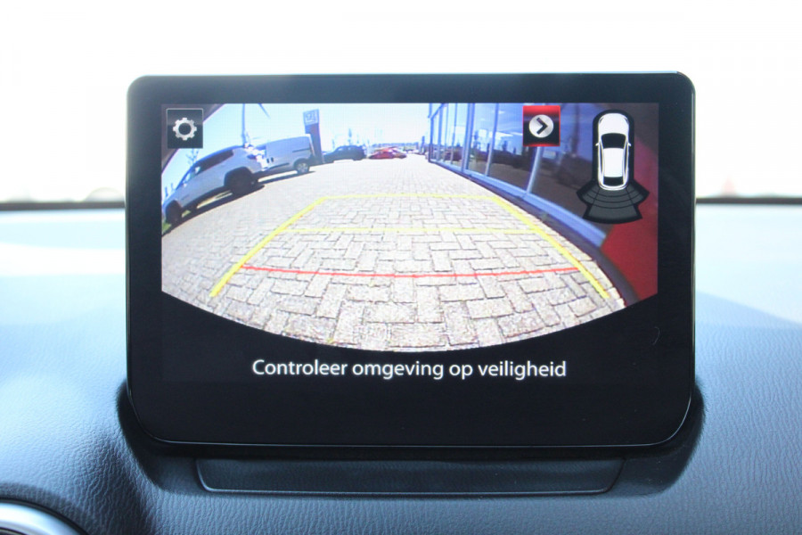 Mazda 2 1.5 Skyactiv-G Automaat | Stoel/stuurverwarming | Camera | All-season | Head-up Display