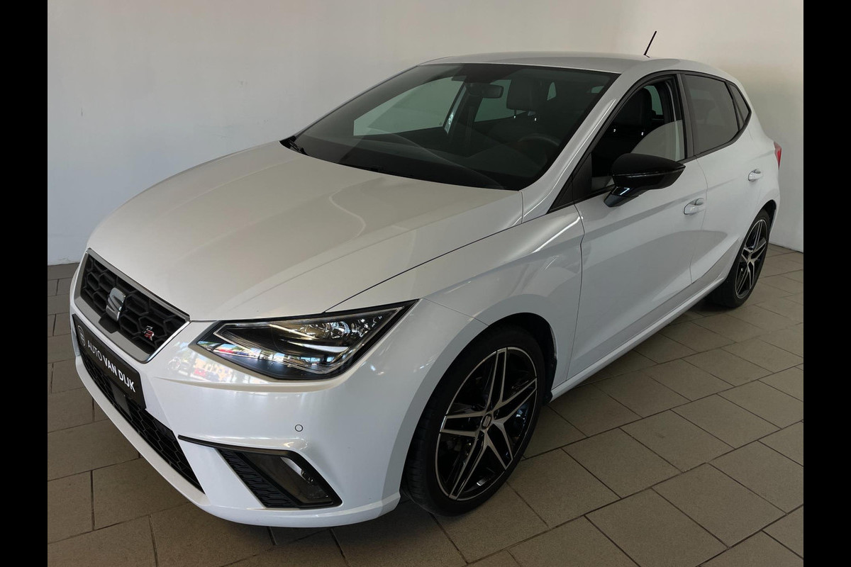 Seat Ibiza 1.0 TSI FR Business Intense Plus AIRCO CLIMA NAVI CRUISE BLUETOOTH STOEL VERW ELEK RAMEN VELGEN PRIVACYGLAS NIEUWSTAAT Seat Ibiza 1.0 TSI FR Business Intense Plus AIRCO CLIMA NAVI CRUISE BLUETOOTH STOEL VERW ELEK RAMEN VELGEN PRIVACYGLAS NIEUWSTAAT