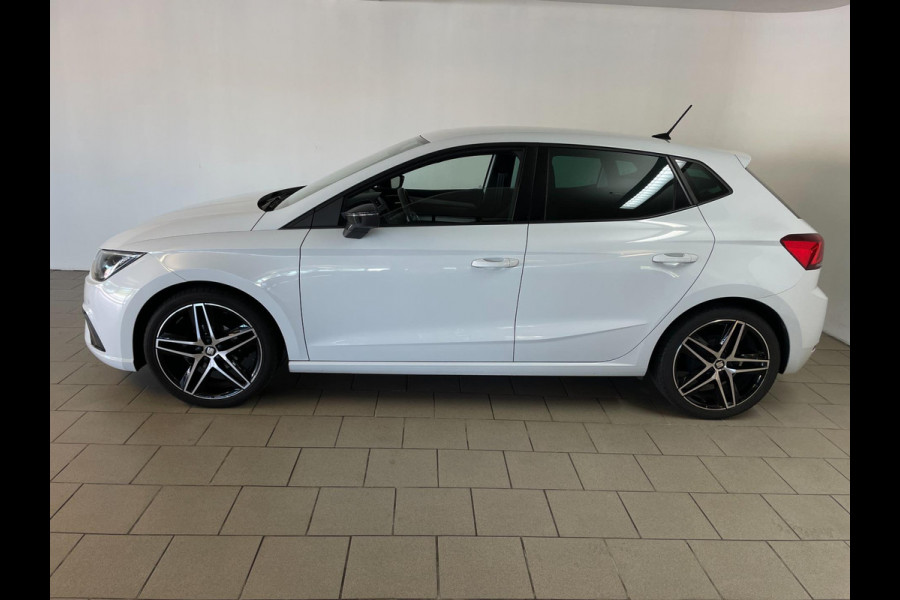 Seat Ibiza 1.0 TSI FR Business Intense Plus AIRCO CLIMA NAVI CRUISE BLUETOOTH STOEL VERW ELEK RAMEN VELGEN PRIVACYGLAS NIEUWSTAAT