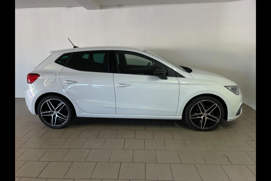 Seat Ibiza 1.0 TSI FR Business Intense Plus AIRCO CLIMA NAVI CRUISE BLUETOOTH STOEL VERW ELEK RAMEN VELGEN PRIVACYGLAS NIEUWSTAAT