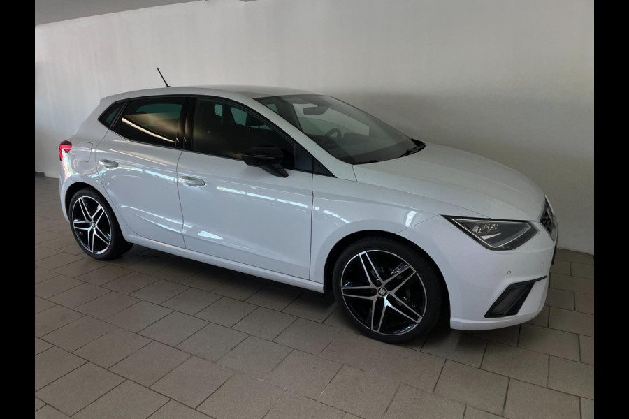 Seat Ibiza 1.0 TSI FR Business Intense Plus AIRCO CLIMA NAVI CRUISE BLUETOOTH STOEL VERW ELEK RAMEN VELGEN PRIVACYGLAS NIEUWSTAAT